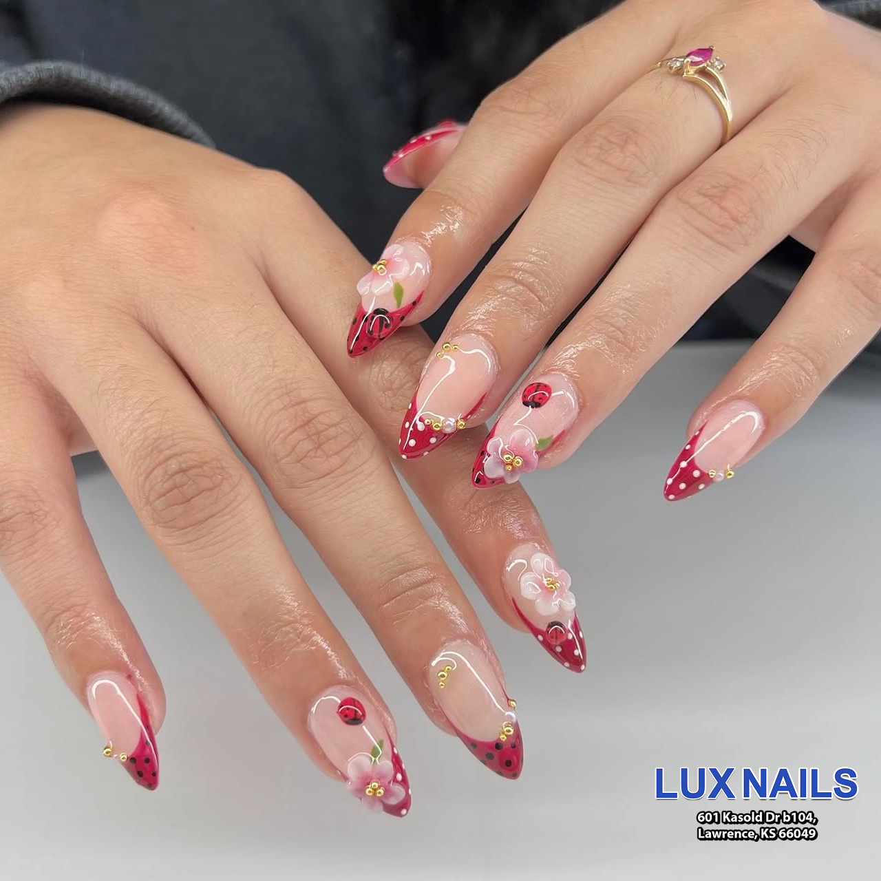 Trending July Nail Ideas